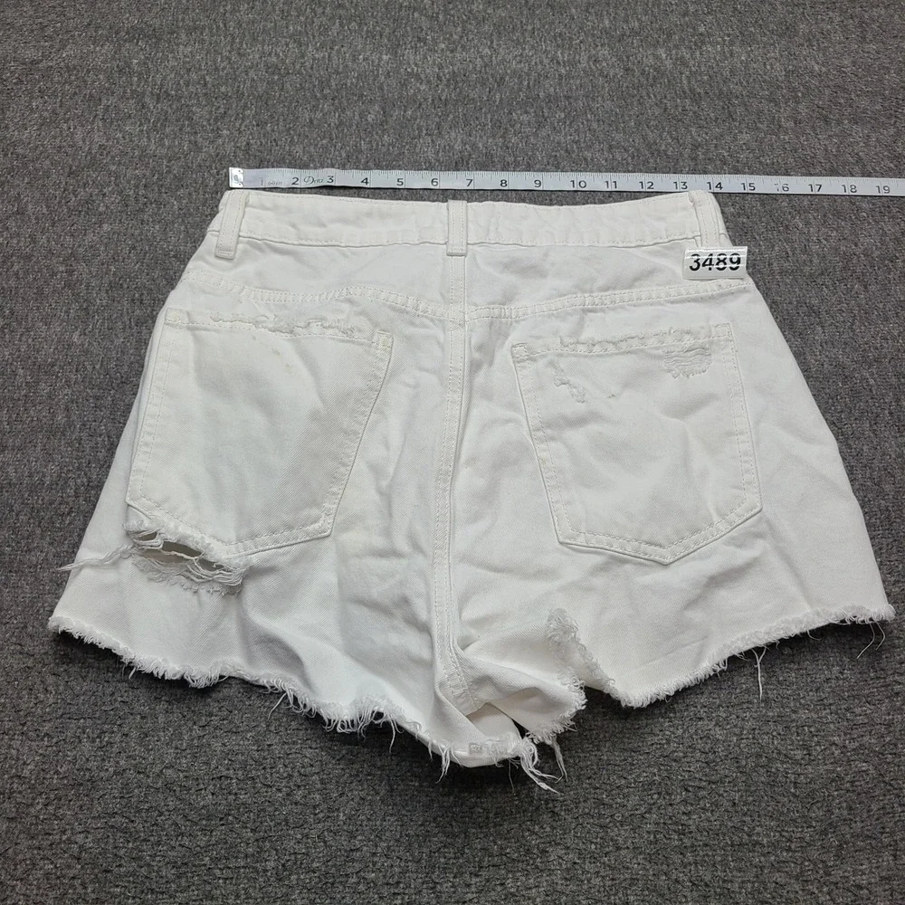 Garage Festival Denim Shorts Women 7 White Good Distressed High Rise Raw Hem